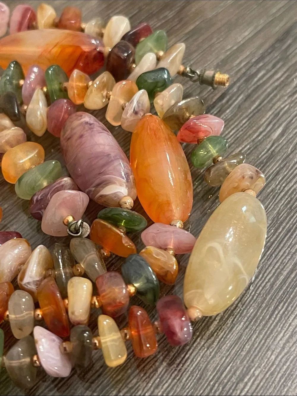 Vintage Multi-color Chunky Acrylic Marbled Beaded Statement Necklace - Picture 11 of 15